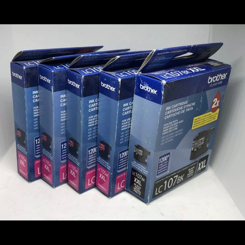 Brother Ink Lot New - 4 x LC105M XXL and 1 x LC107BK XXL Expired 2018 and 2019